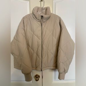 LIKE NEW American Eagle women’s coat. Size M/L